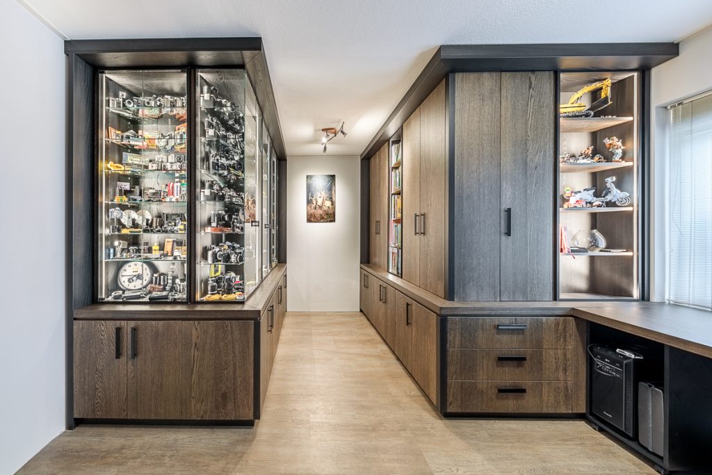 Afbeelding voor project: Luxe vitrine op maat